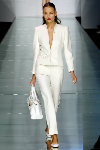 Look 17